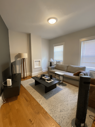 1 - Spacious 3-Bed Top Floor Unit w/ Parking & Laundry – East Cambridge