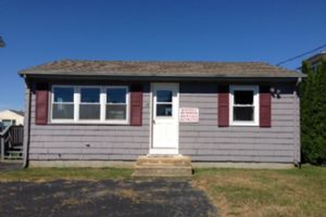 Exterior - Walk to beach House