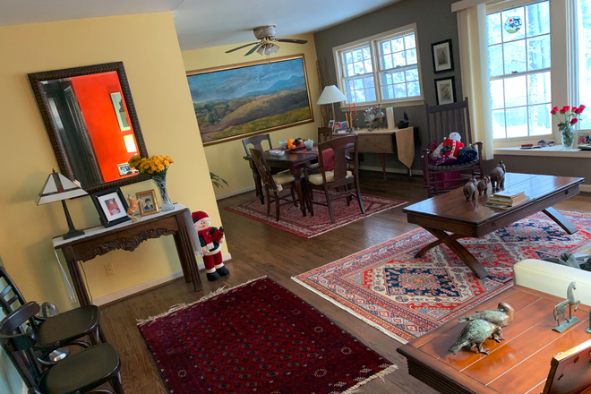 Dining room, 1st floor - Single Family House with 4 rooms and 3 bathrooms