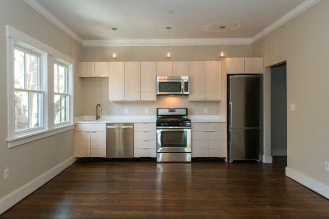 Kitchen - 3 bed / 2 bath apartment close to campus, looking for a third roommate