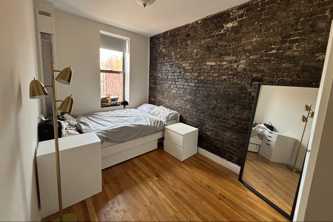 Bedroom - Room in Nolita/Soho Apartments