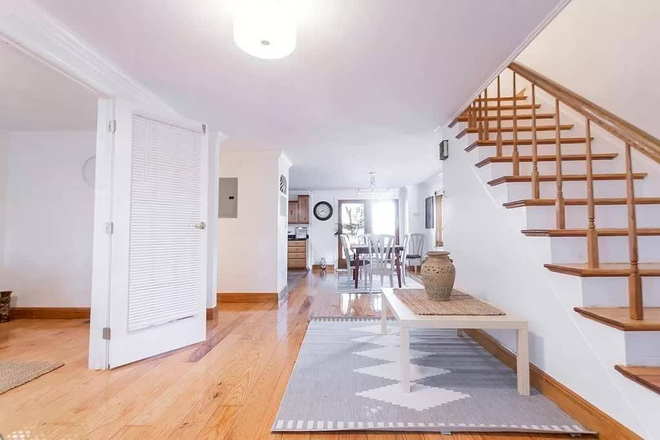Living Space - 5 bed TRIPLEX on Fort Ave! Parking, laundry, private deck & more! Apartments