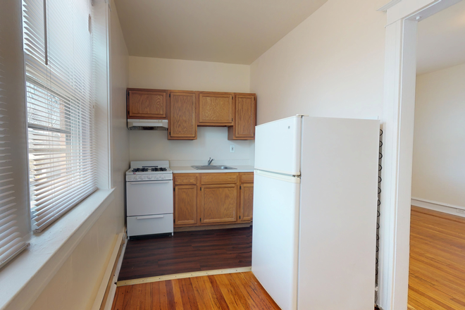 #B12 - 4045 Baltimore Avenue - 1-Bedroom Apartment - Great Location!