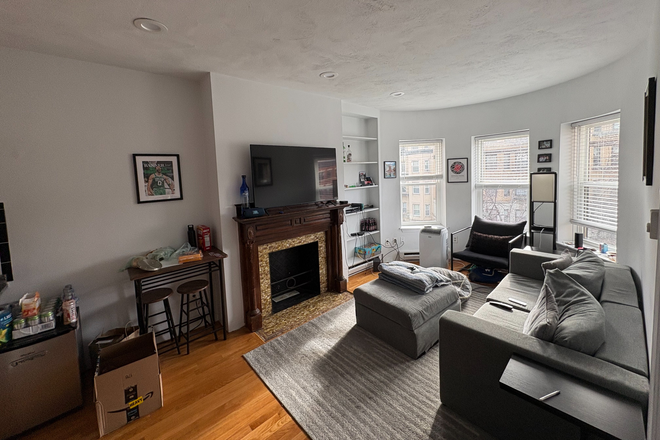 Call NOW for showings! 617-236-8550 - WESTLAND AVE - TRUE 2BR/1BA W/ LIVING RM, LNDRY ON SITE, OPEN LAYOUT, DW, LRG BDRMS AVAIL *9/1/2026* Apartments