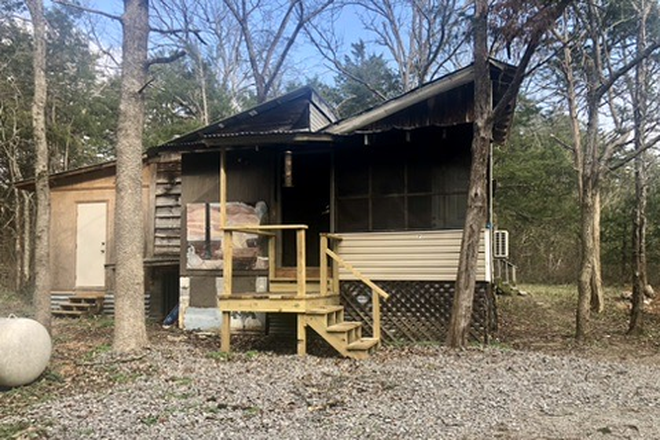 Exterior main entrance - Cozy cabin in the woods near MTSU Apartments