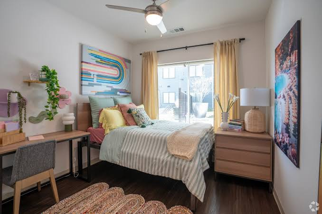 Bedroom - Marshall on 5th - 4BR/4BA Utilities Included + Private Bathrooms + In-Unit Laundry Apartments