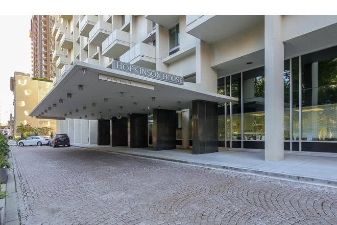 Hopkinson House Entrance - Society Hill Studio, Walking distance to Jefferson,  All Utilities & High-Speed Internet Included Apartments