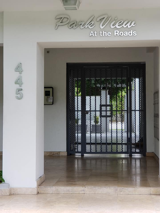 Entrance - Updated 1-Bedroom Apt just outside Brickell, 6.5 miles from campus