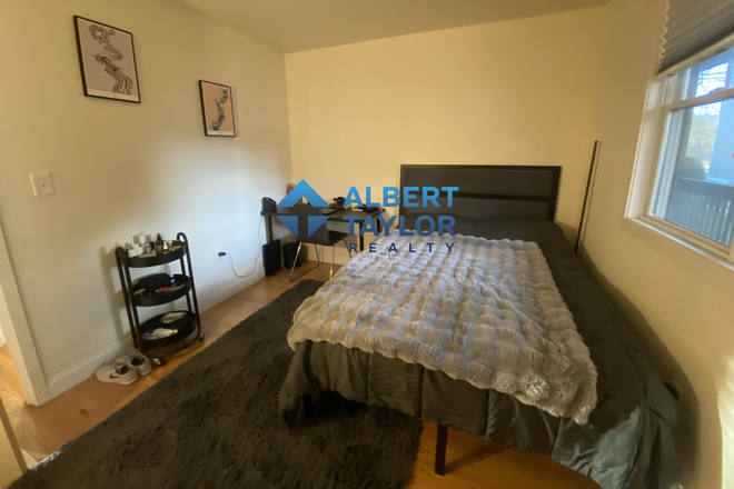 Bedroom #1 - 4-Bed/2-Bath DUPLEX in Mission Hill!! Apartments