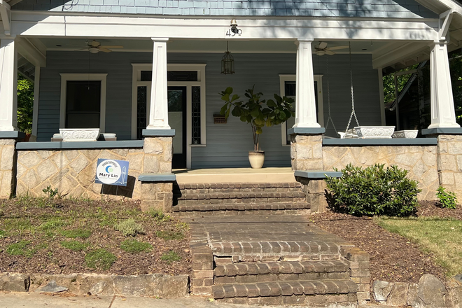 Street view - Furnished bungalow in charming Candler Park, 3 bed, 2 bath, Sept 2026 – June 2027