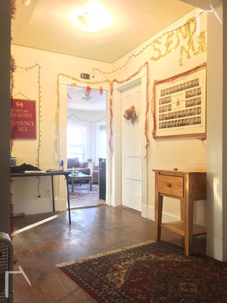 Living room - 2 bed on Ashford St, close to class and fun 9/1/2025 Apartments