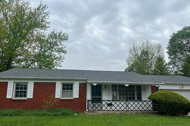 Front of the house - 3 Bed 2 Bath Off Campus Housing Central Lafayette