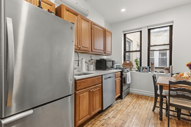 LIVING - NEWLY RENOVATED 2 BED WITH IN UNIT LAUNDRY!