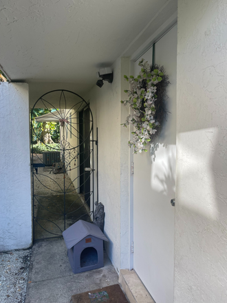 Entrance - GREAT FIND! Coconut Grove Townhome with Room for Rent
