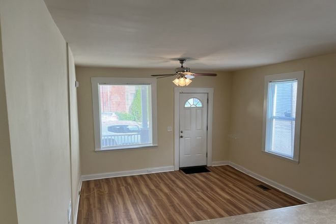 Living Room - 2917 Bellevue House