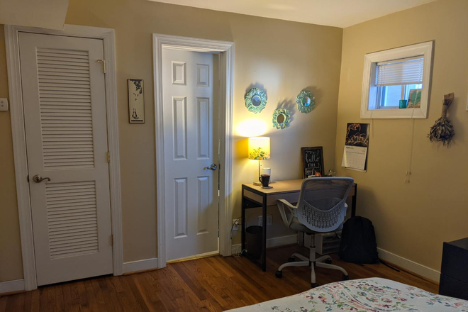 Bedroom - Museum District/Arthur Ashe Blvd Apartments