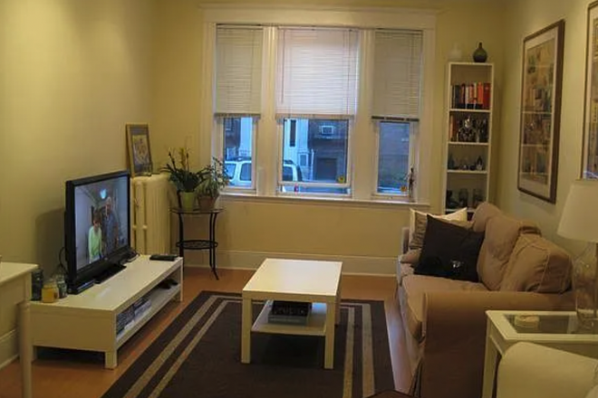 Living Room - One bedroom Park Vale Ave Apartment