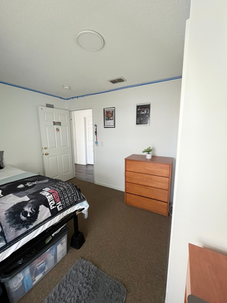 Bedroom - 2026 The Courtyards at UMD 4x2 Lease Transfer Apartments