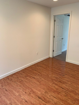Unit 2 living room - 2 - 3 Bedroom near Temple University