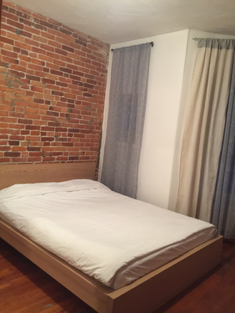 Bed with desk and chair - NO FEES*June 1st move in!Furnished and Walk to Northeastern House