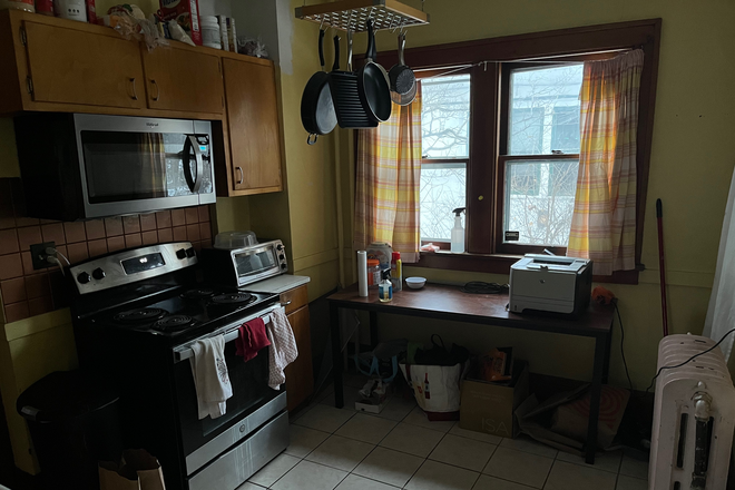 kitchen - Grand Avenue Home - One Block from Campus!