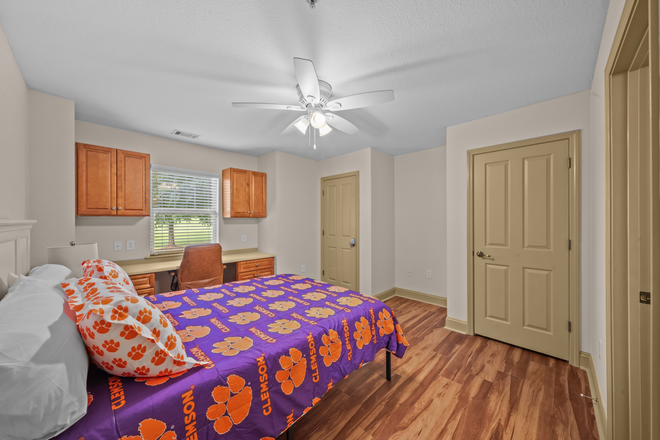 new bed - The Flats at The Pier  - 1613 Muscovy Way - CAT Bus Route for Clemson University Condo