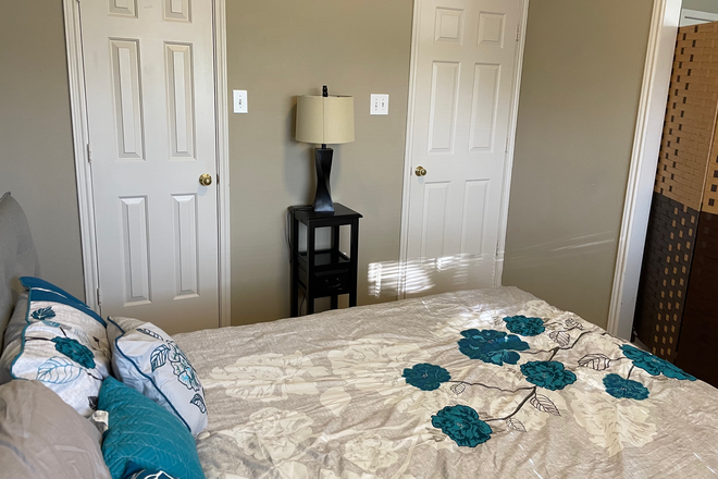 Other Side - Cozy Two Bedroom Suite Near UTD, CityLine House