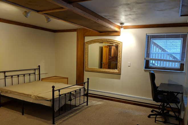 Studio - Furnished Studio Apartment in quiet neighborhood near North and Medical Campus. Utilities included.