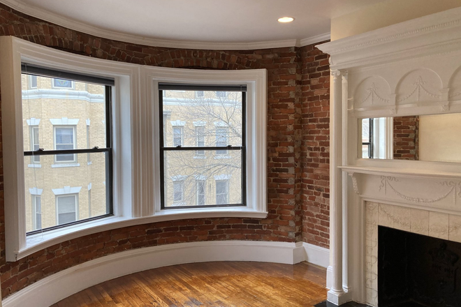 Bedroom1 - 4 Bed 1 Bath on Haviland St - Avail 9/1/26 - Close to Campus! Apartments