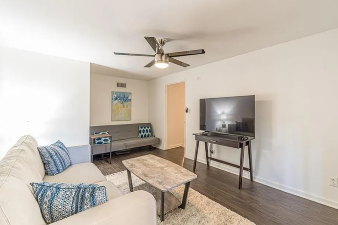 Den and Storage Closet - Cozy & Private Decatur Basement Apartment