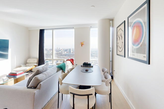 Living room - Pierce