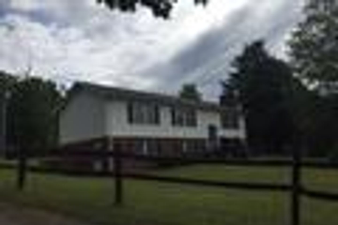  - 975 Green Murray Hill