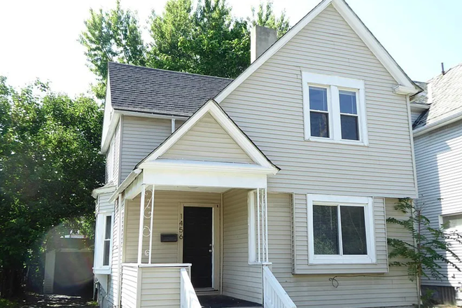 Front view - Newly Renovated Home Cozy & modern; 2 Mins to Campus, All Utilities Included, 2-Car Garage!
