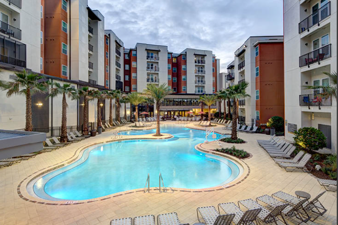 check website for pics - Plaza on University (apartment complex - need 4th roommate)