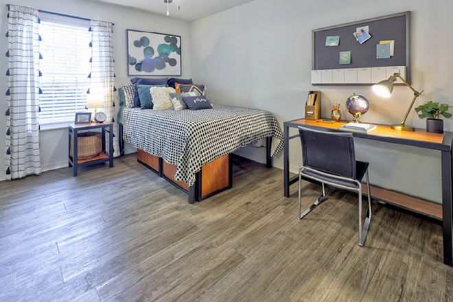 Bedroom - University Walk Apartments
