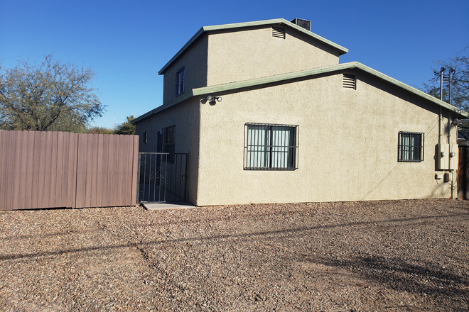 Front of the home - 5x4 Home Available August 2027! Less Than A Mile to Campus!