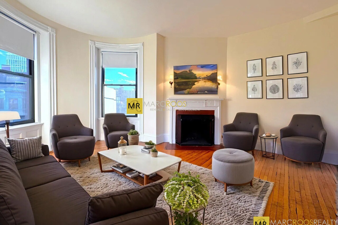 x - Beacon St 2. Bed Back Bay Apartments