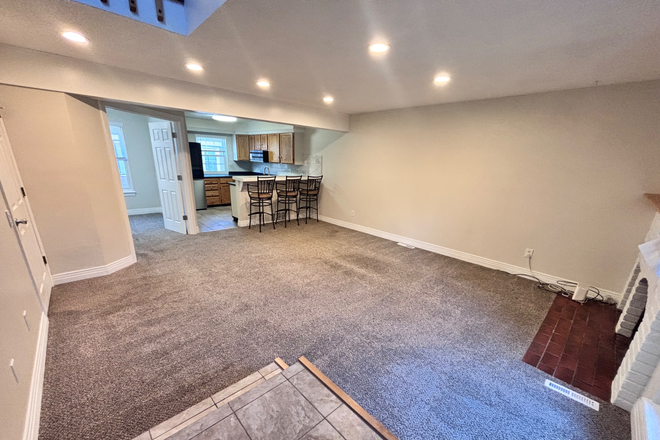 Main floor - Updated 3BR Townhome | 15 Min to CU Anschutz | 2-Car Garage