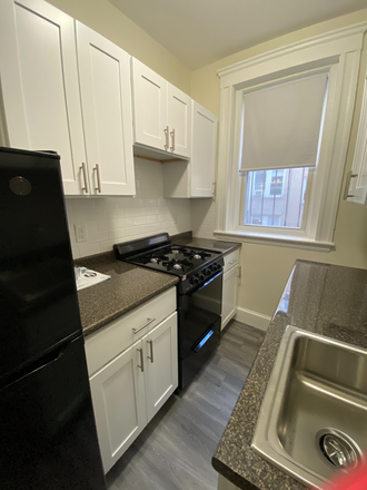 ... - NO BROKER FEE - 2 BEDS/1 BATH - NO LIVING ROOM - NEWLY RENOVATED KITCHEN Apartments