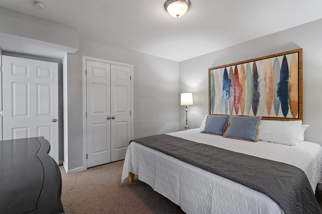 Bedroom #1 King - West End modern bungalow steps to Duke University House