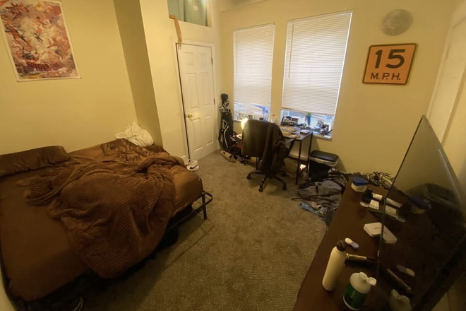 Bedroom, all furniture will be included - Furnished Bedroom Available in Student Home – Free Parking + Laundry