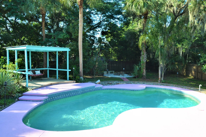 backyard pool - $775 per bedroom - 2 Bedrooms available - move in 8-1-2025 w Bathroom, or move in 8-26-25 House
