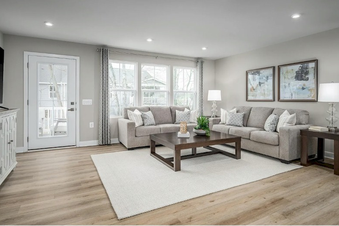 Great Room - Need Roommate for Brand New Home, 10 miles from UVA