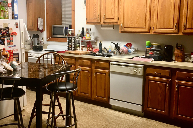 Kitchen - Westland Avenue near Symphony Hall, Available Now Apartments