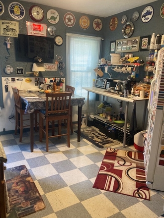 Photo - Packard Ave / Avail Sept 2026 9 Month/Lease/All Inclusive & No FEE!!! Apartments