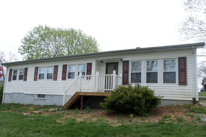  - 3 Bedroom 1.5 Bath House