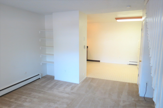 2146 Goss #1 - 2146 Goss Circle West (2BA/1BR) Apartments