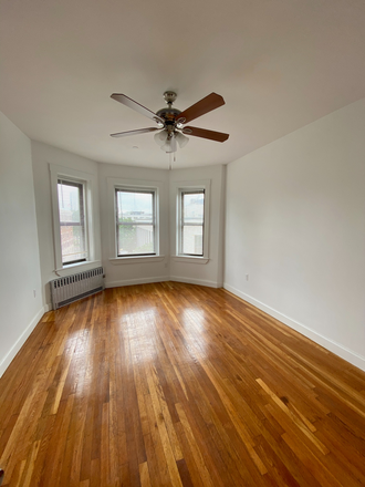 Bedroom - Newly renovated 2-bed on Saint Stephen St! Available 9/1/25 Apartments