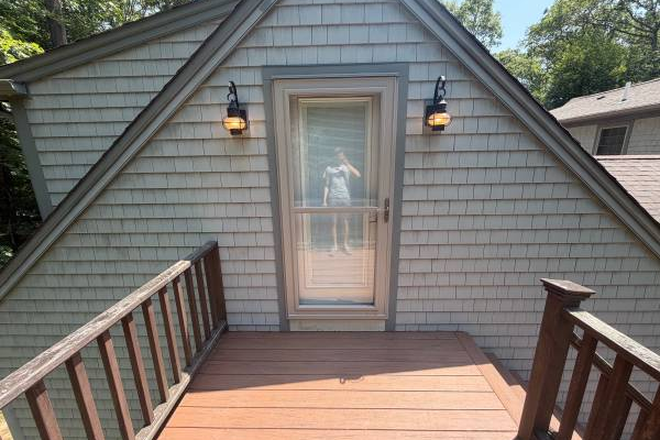Entrance - Quiet Studio Apartment for Rent – South Dartmouth