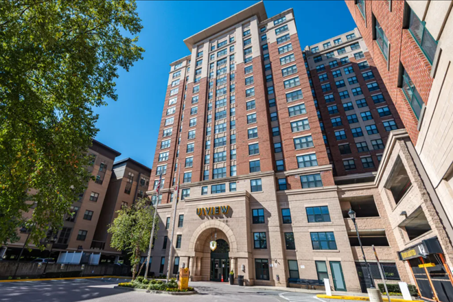 Outside street view - University View II